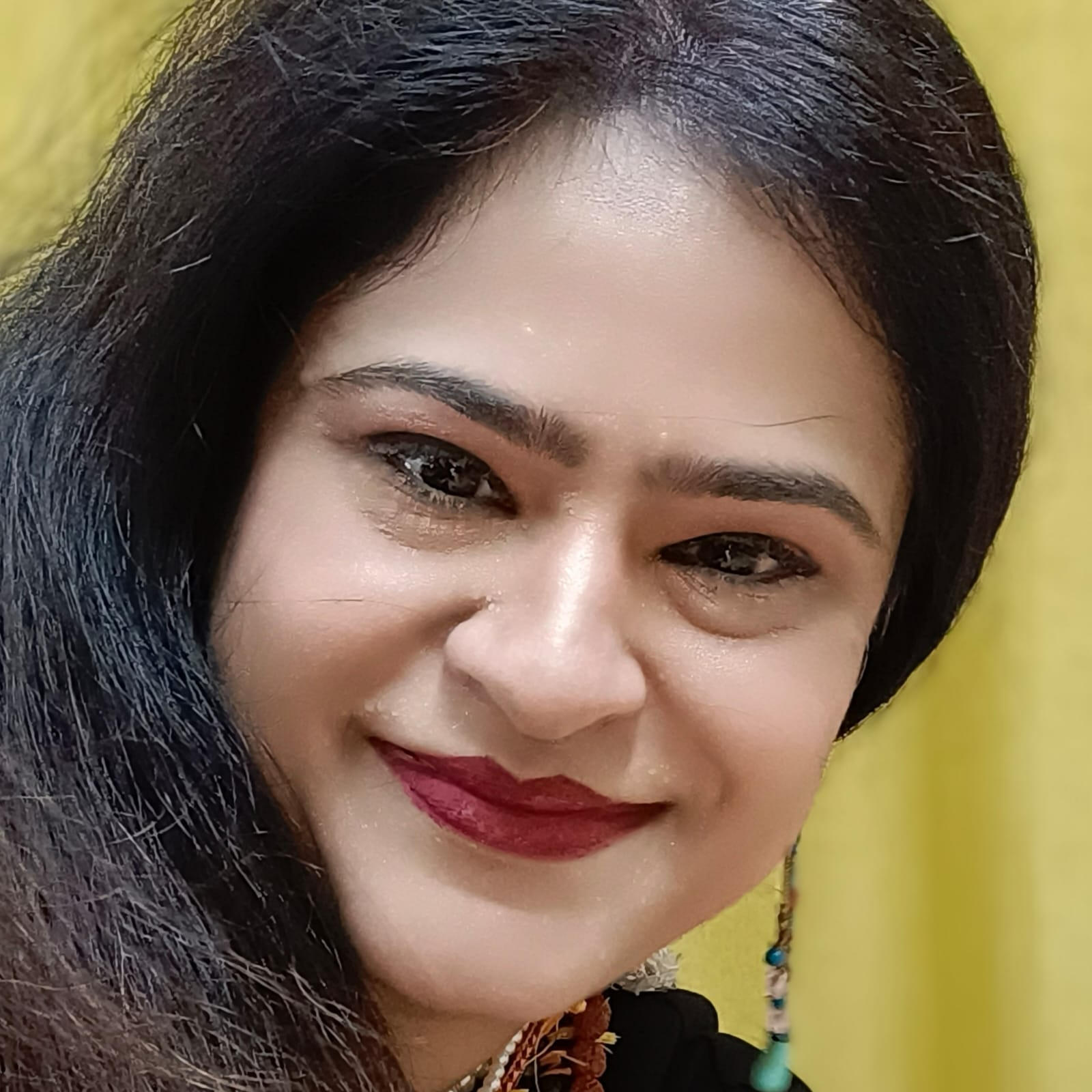 NANDINIE RAATI SAMRAGINI